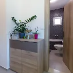 Blue * マカルスカ